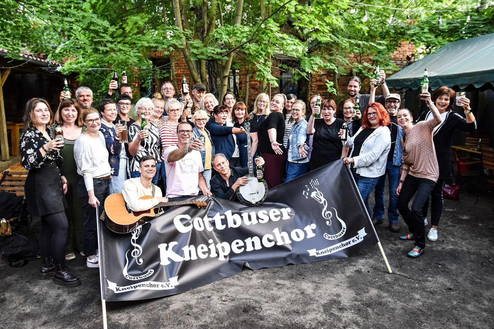 Gruppenfoto des Cottbuser Kneipenchors